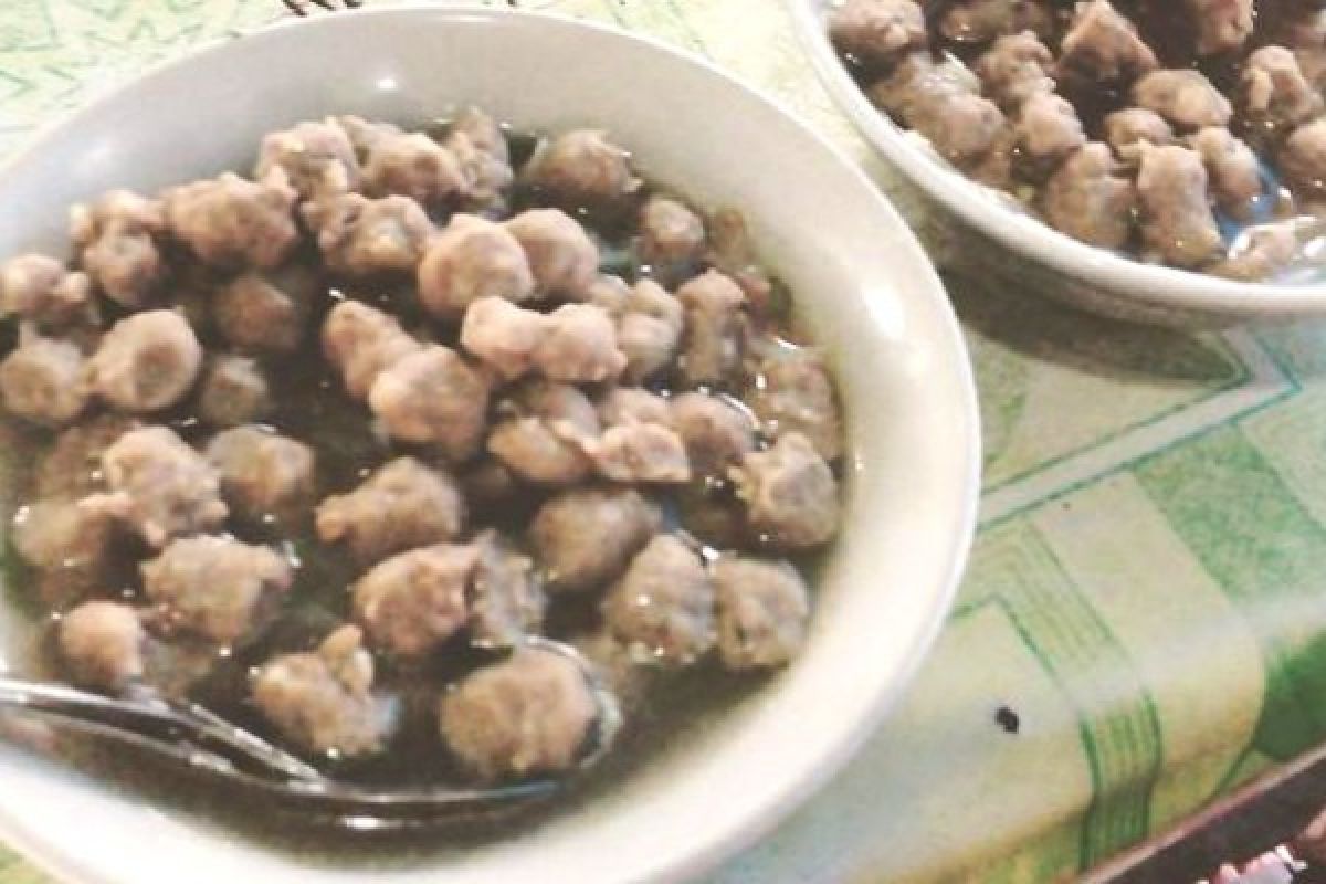 Bakso Kerikil dengan Rasa Daging Besar