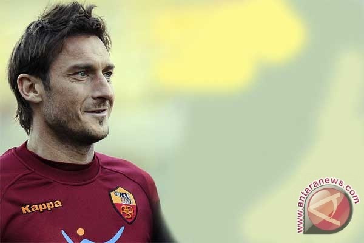 Totti Keluar dari Kursus Kepelatihan UEFA