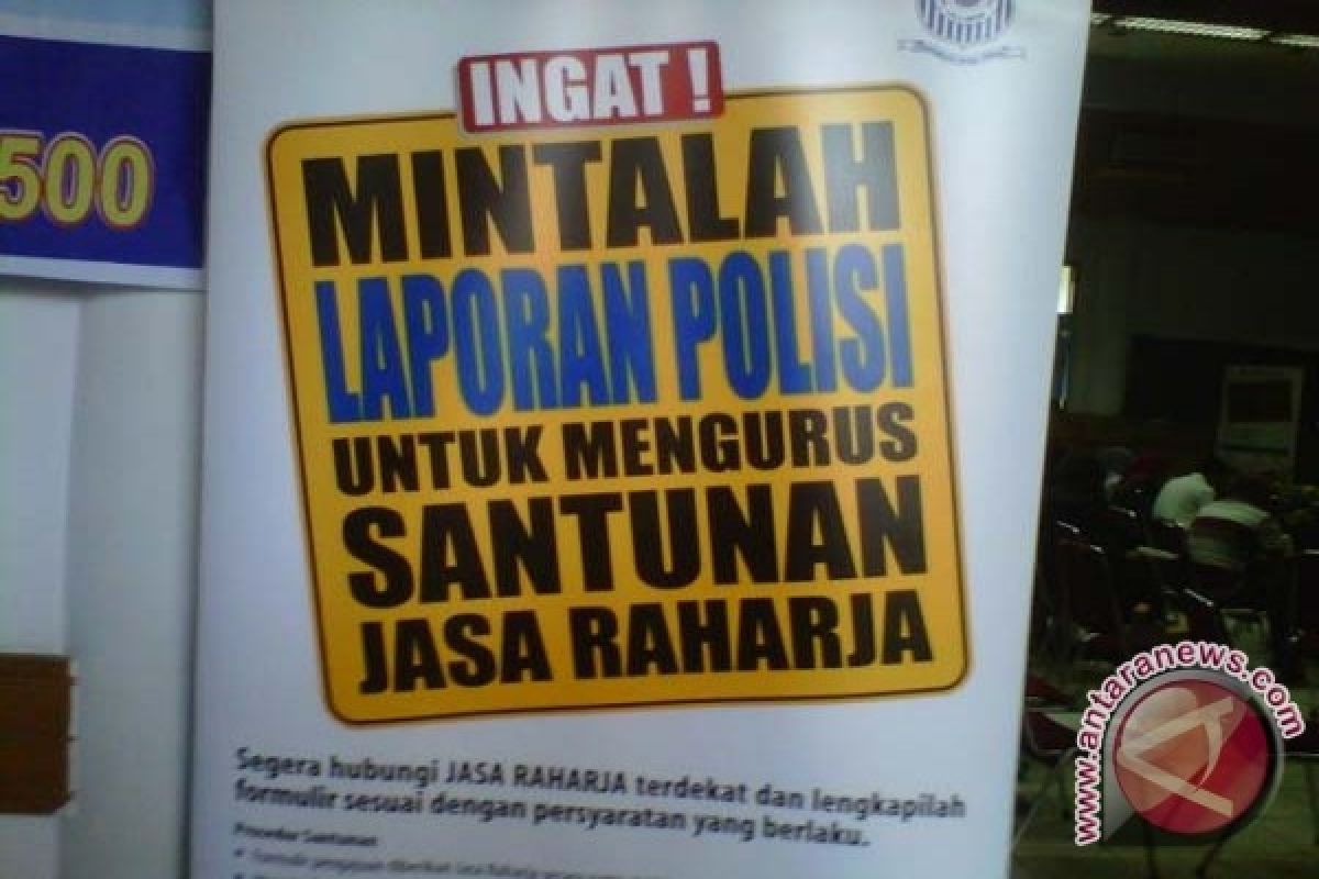 Jasa Raharja Serahkan Santuan kepada Korban Kecelakaan di Salatiga