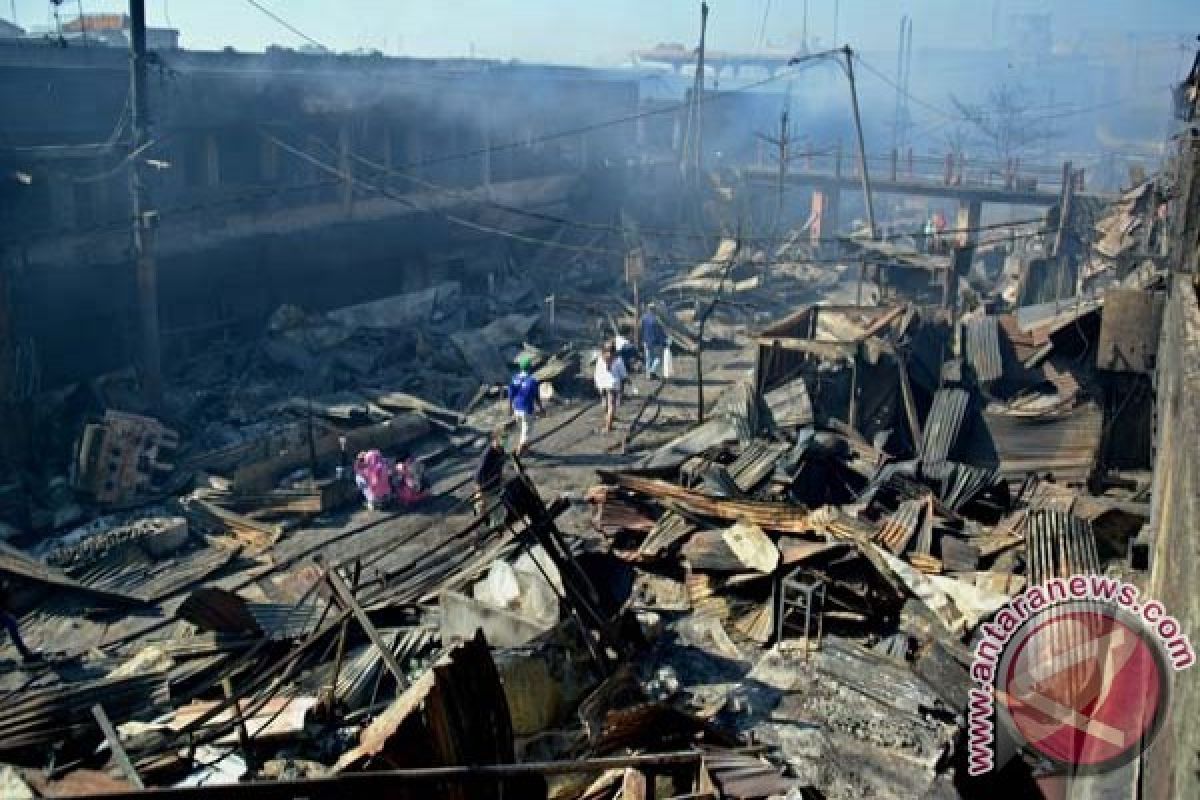 Pasar Yaik Terbakar, Masjid Kauman Sediakan Tempat Relokasi Dagangan