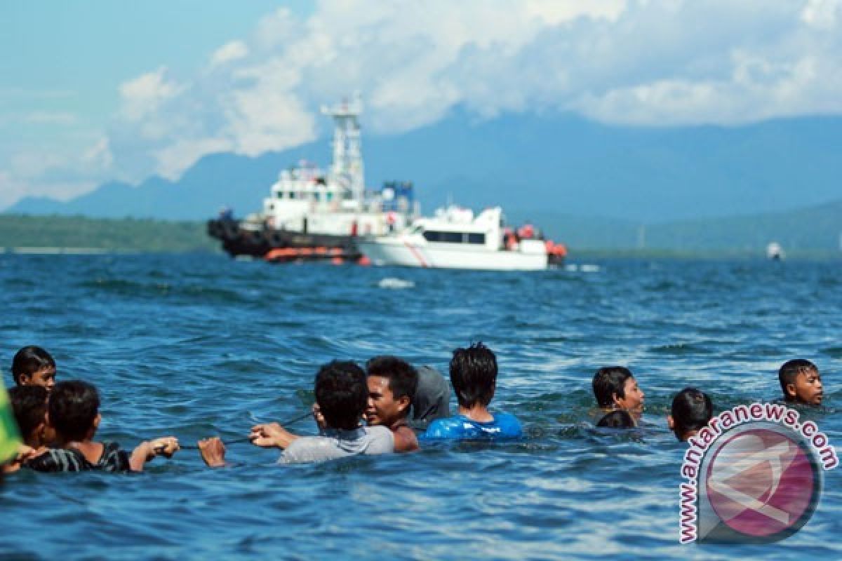 Bangkai KMP Rafelia II yang di Dasar Laut tidak Ganggu Pelayaran