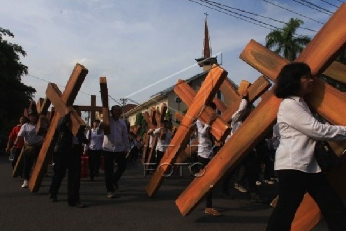 Paskah Momentum Menampilkan Kerahiman Allah di Tengah Budaya Kematian