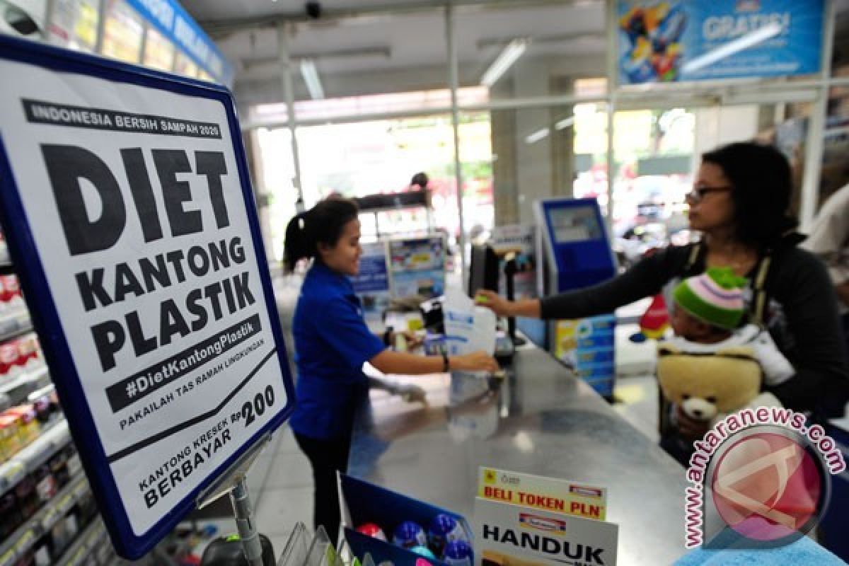 Toko-Toko Modern Hendaknya Jual Bakul Hasil Kerajinan Daerah