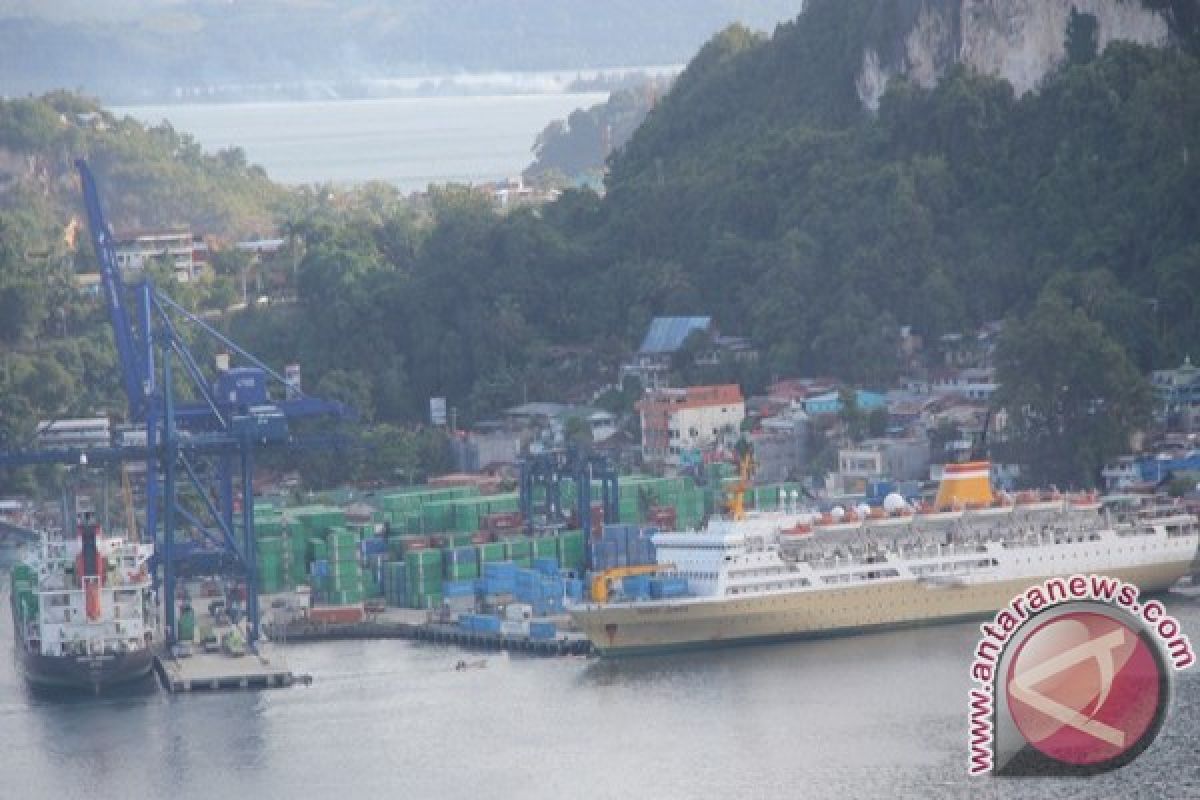 Pelindo Makassar siapkan bus gratis bagi pemudik Papua 