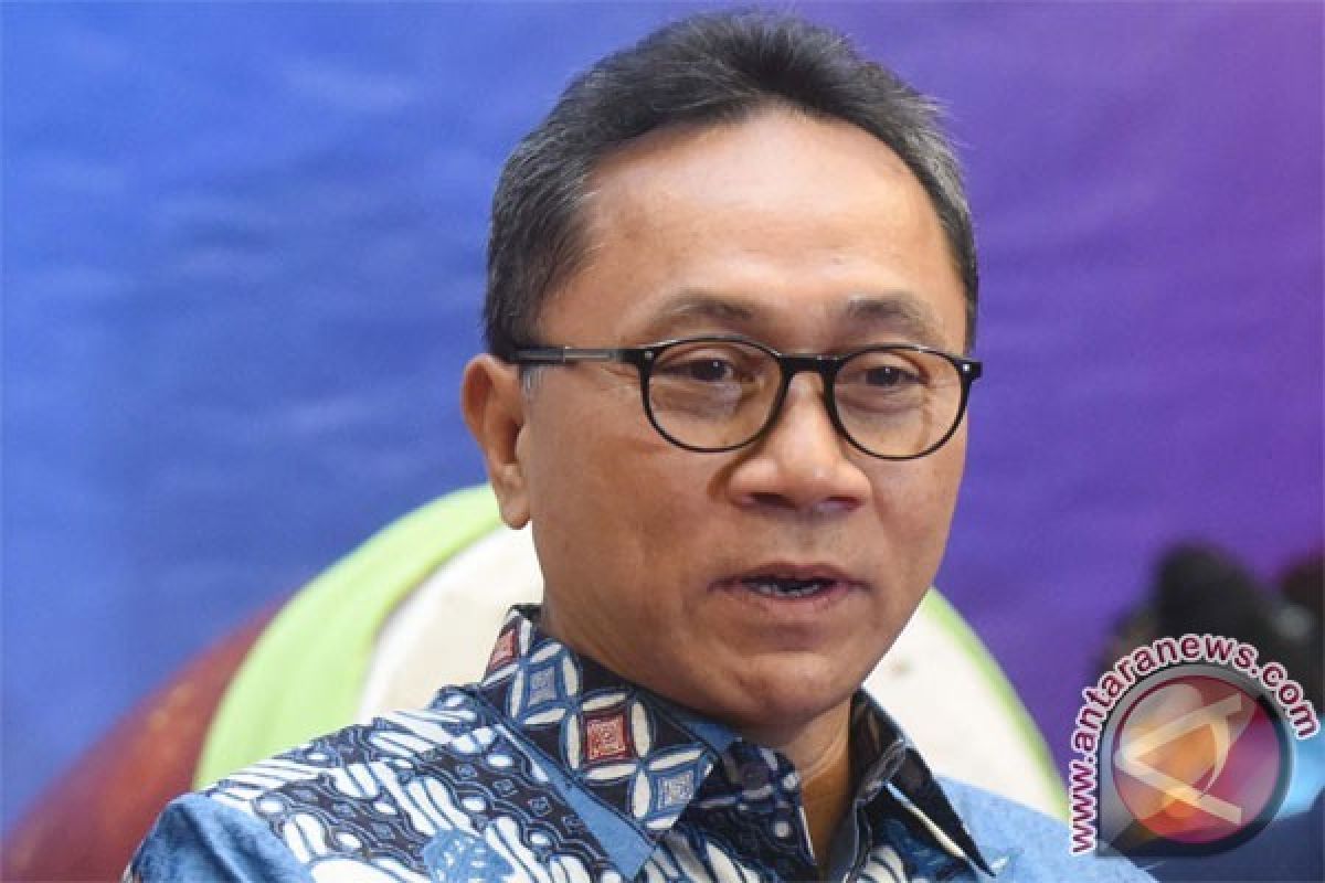 Zulkifli Hasan Jamin Amandemen UUD tak akan Melebar