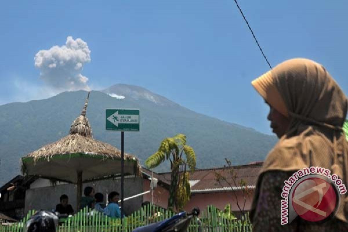 Mahasiswa UI Pendaki Gunung Slamet Berhasil Diselamatkan