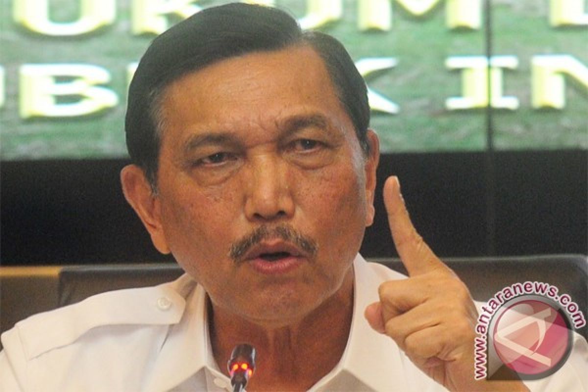 Luhut Minta Kasus Permaisuri Sultan Ternate Diselesaikan Secara Kekeluargaan