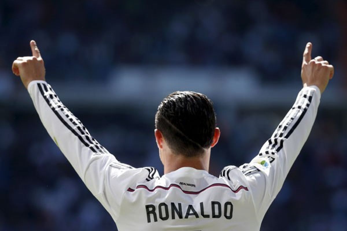 Ronaldo Meragukan "Tim Medis"  Real Madrid