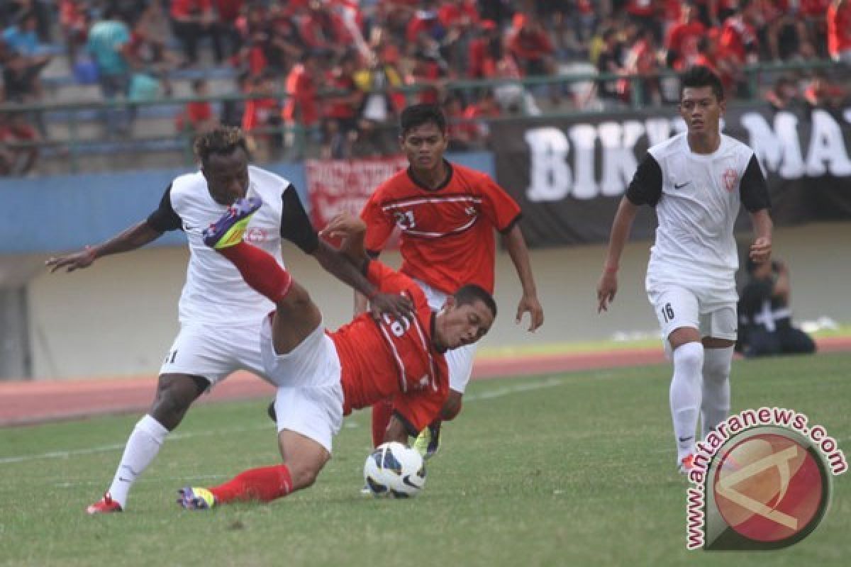 Persis Buru Pemain "Striker" Pertajam Lini Depan