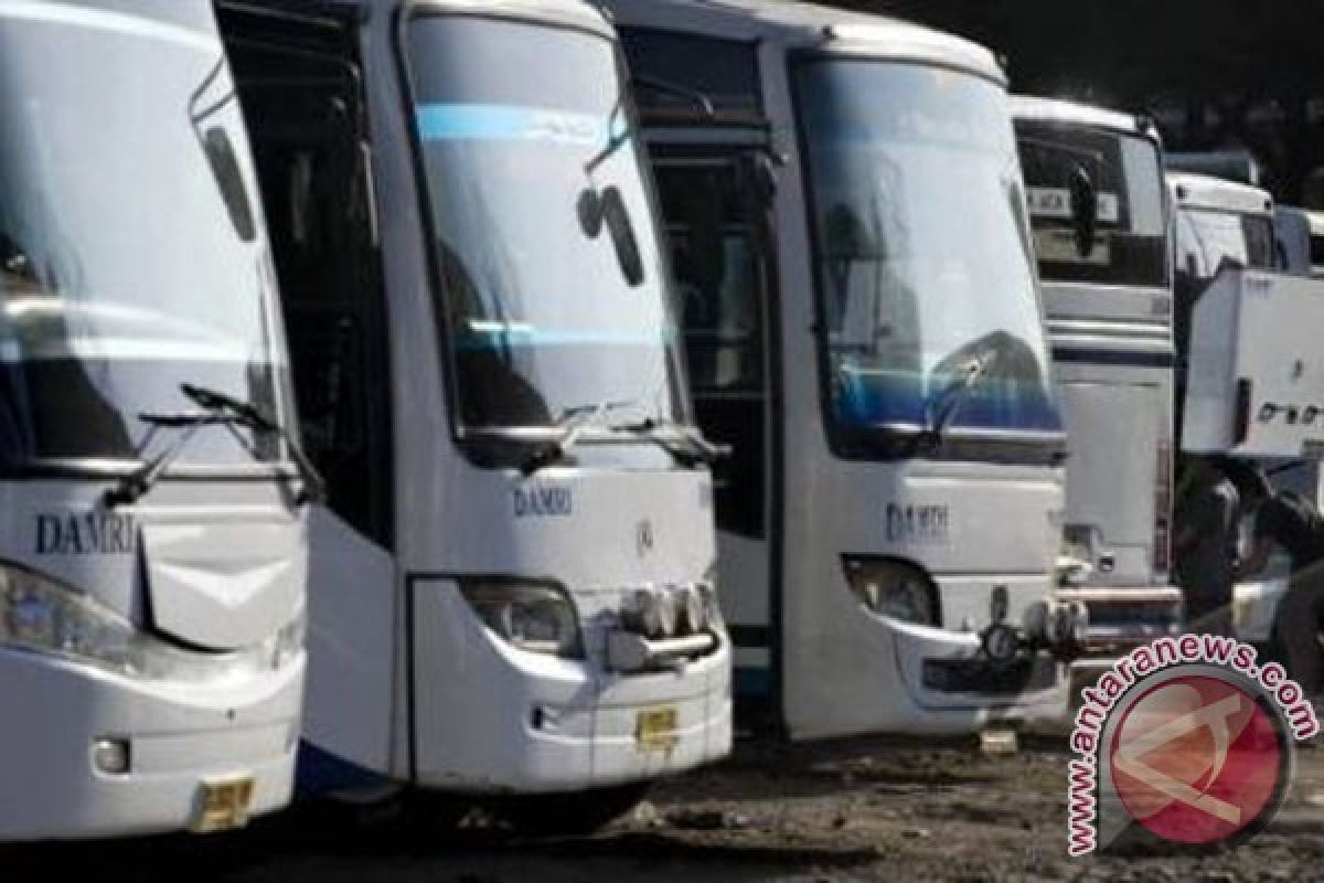 Dari Stasiun Tawang Bisa Naik Damri ke Demak-Pati