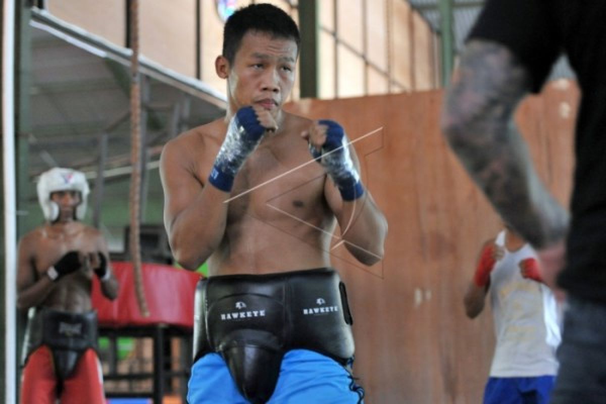 Hadapi Petinju Argentina, Daud Yordan Mulai Latihan Ringan di Uruguay