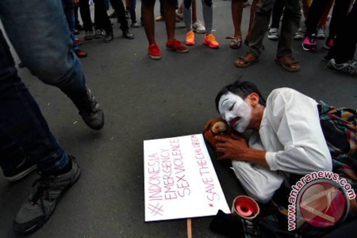 "Debt Collector" Perkosa Gadis di Bawah Umur