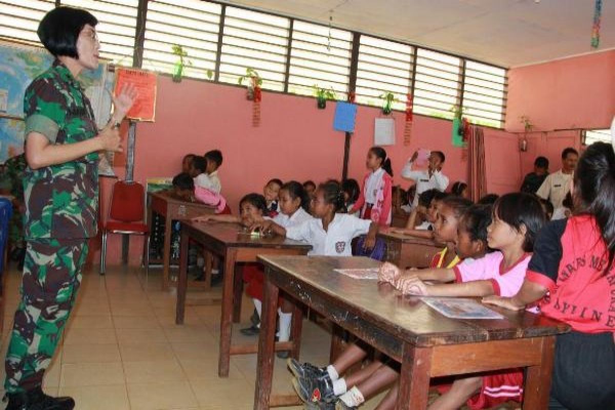 Kasetum Kodam Cenderawasih sosialisasi wawasan kebangsaan di SDI Megapura