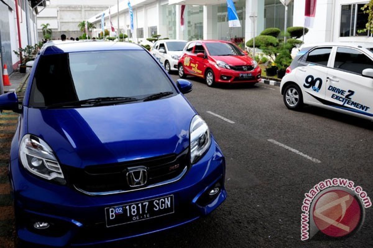 Merasakan New Honda Brio yang kini lebih Bertenaga