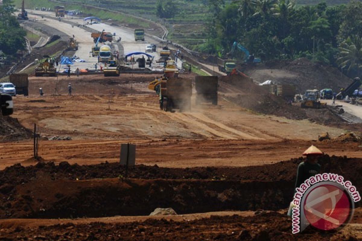 Ganjar Tak Paksakan Pengoperasian Tol Bawen-Salatiga Saat Lebaran