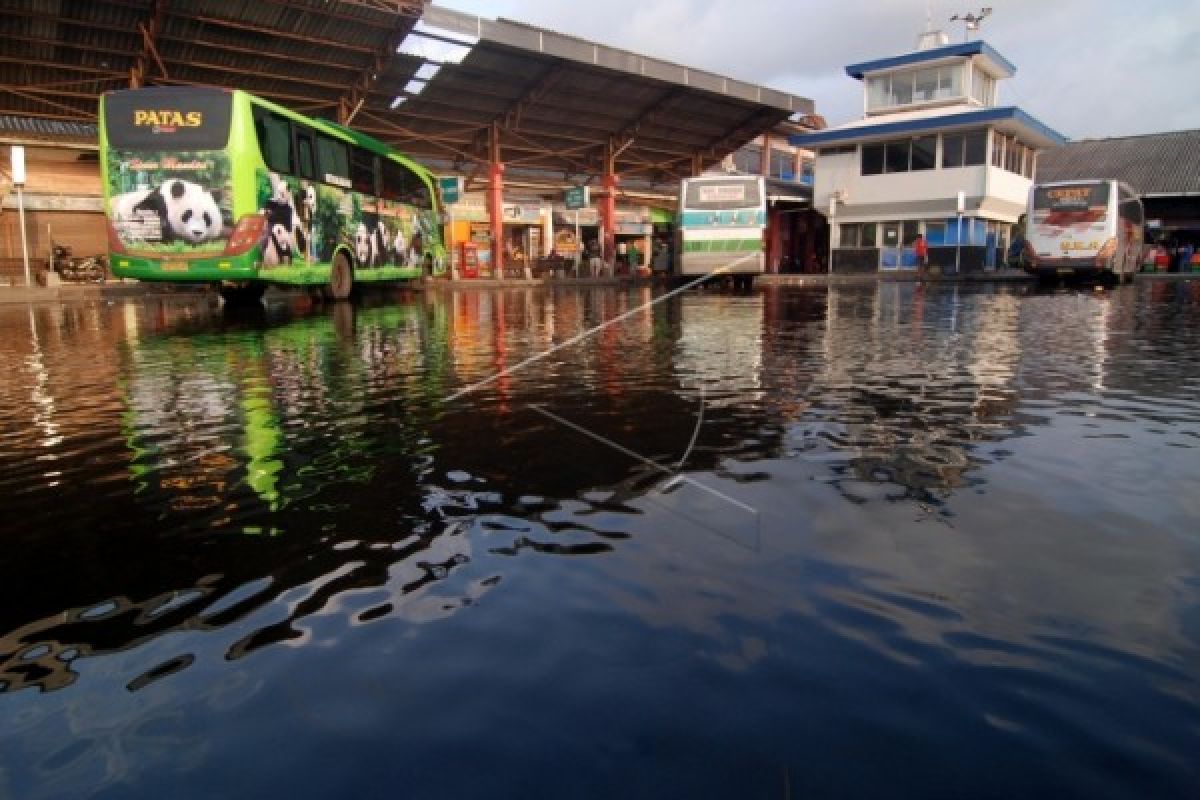 Proses pembongkaran, Terminal Terboyo tidak untuk pemudik