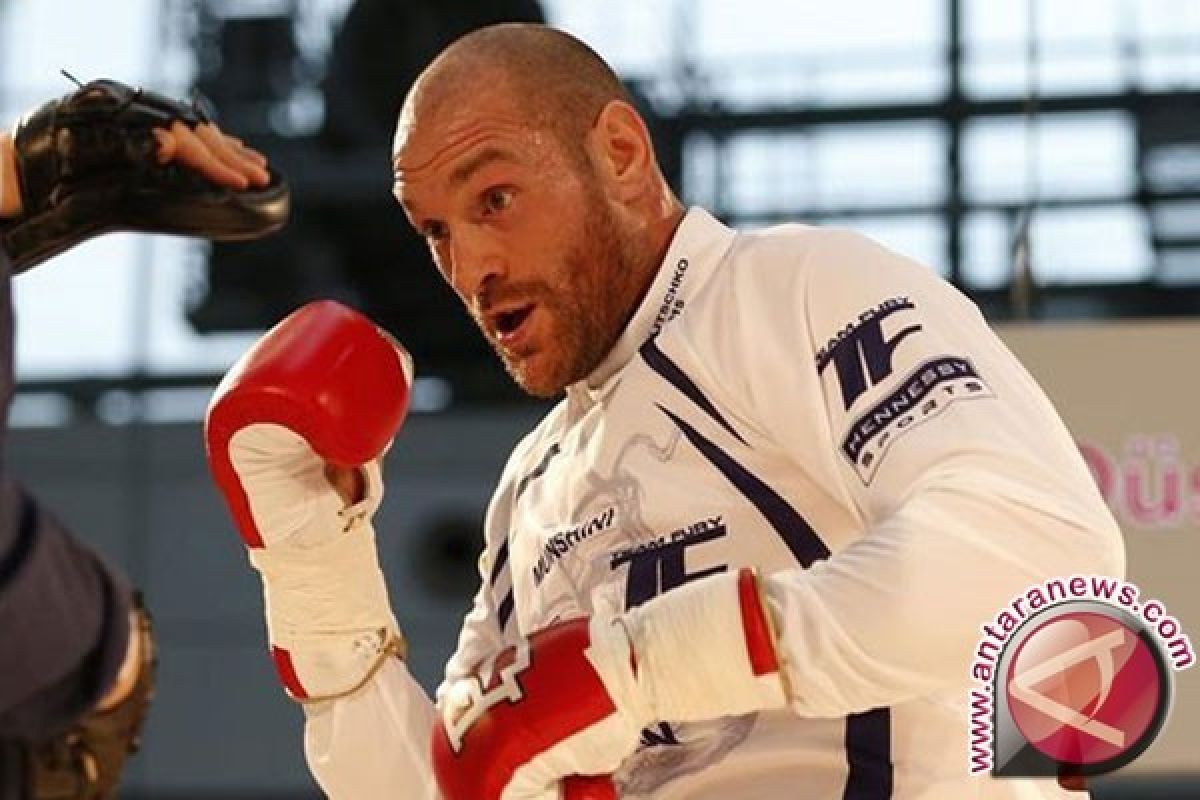 Dituduh Gunakan Doping, Juara Dunia Tyson Fury Membantah