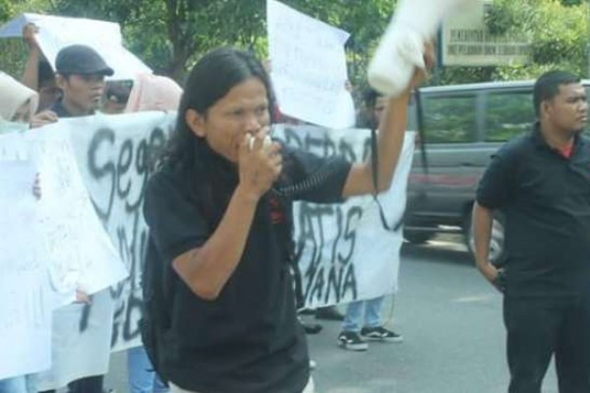   Repdem: Gubri dan Wako Pekanbaru Harus Pastikan PSB Bebas Pungli