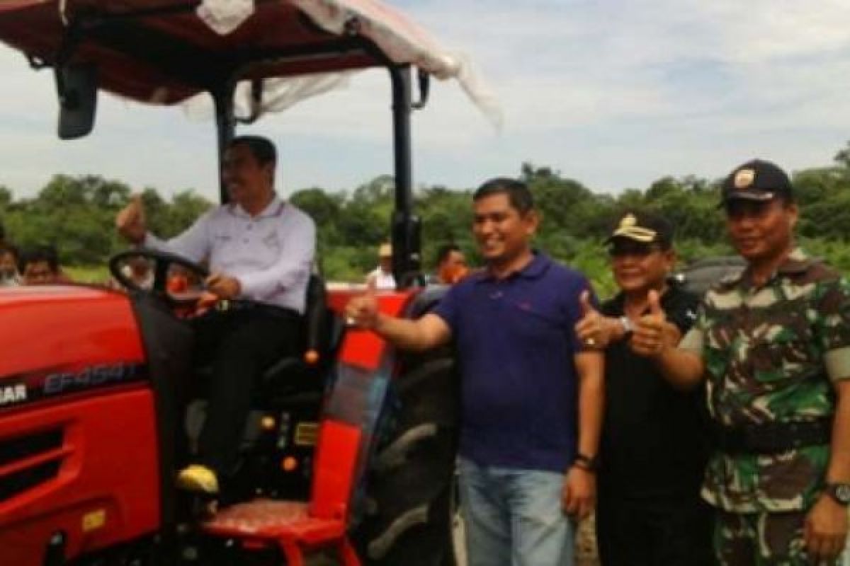 Kodim Bengkalis Kawal Pencetakan 1.400 Hektare Sawah di Meranti