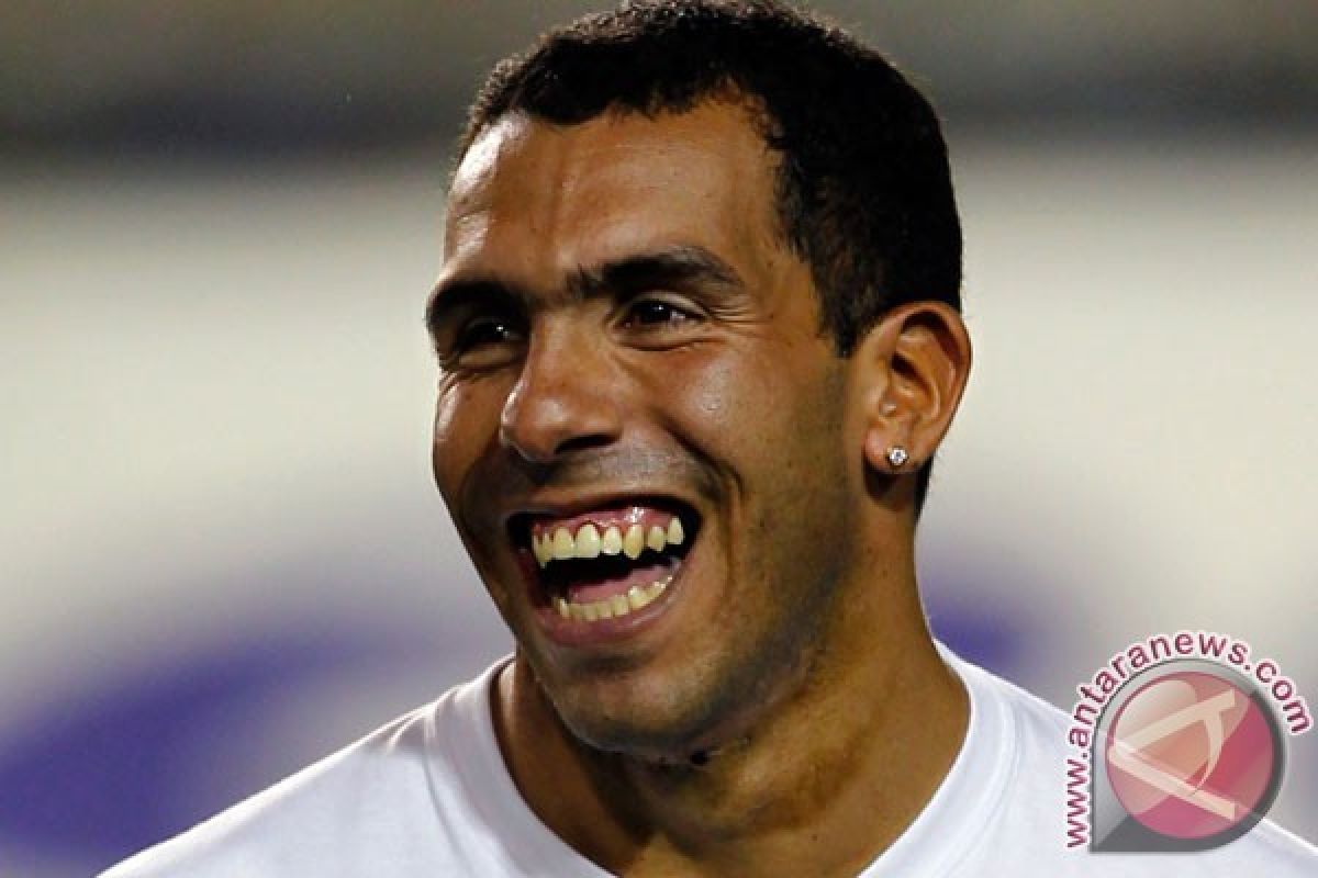 Minta Rp4,2 Miliar Perpekan, West Ham Batal Kontrak Tevez