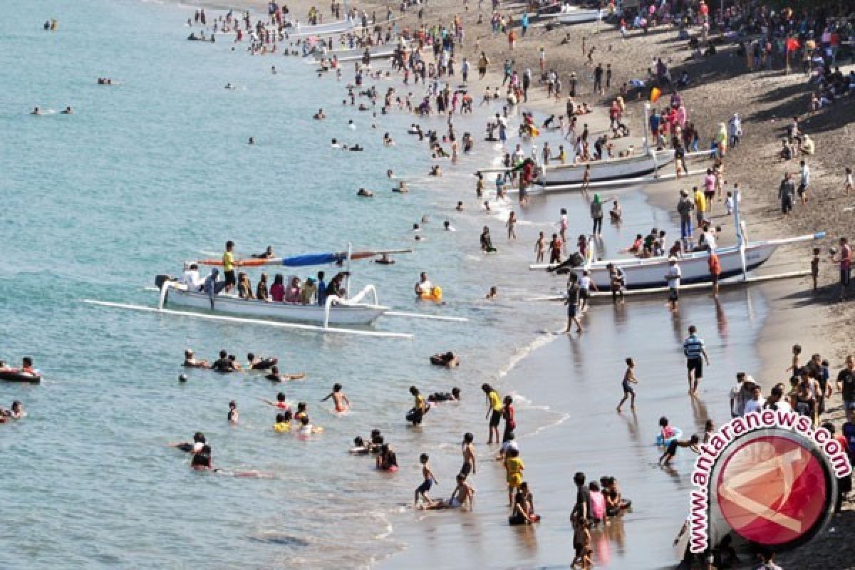 Lebaran 2016 - Pemkab Lombok Utara undang wisatawan "Lebaran Topat" 