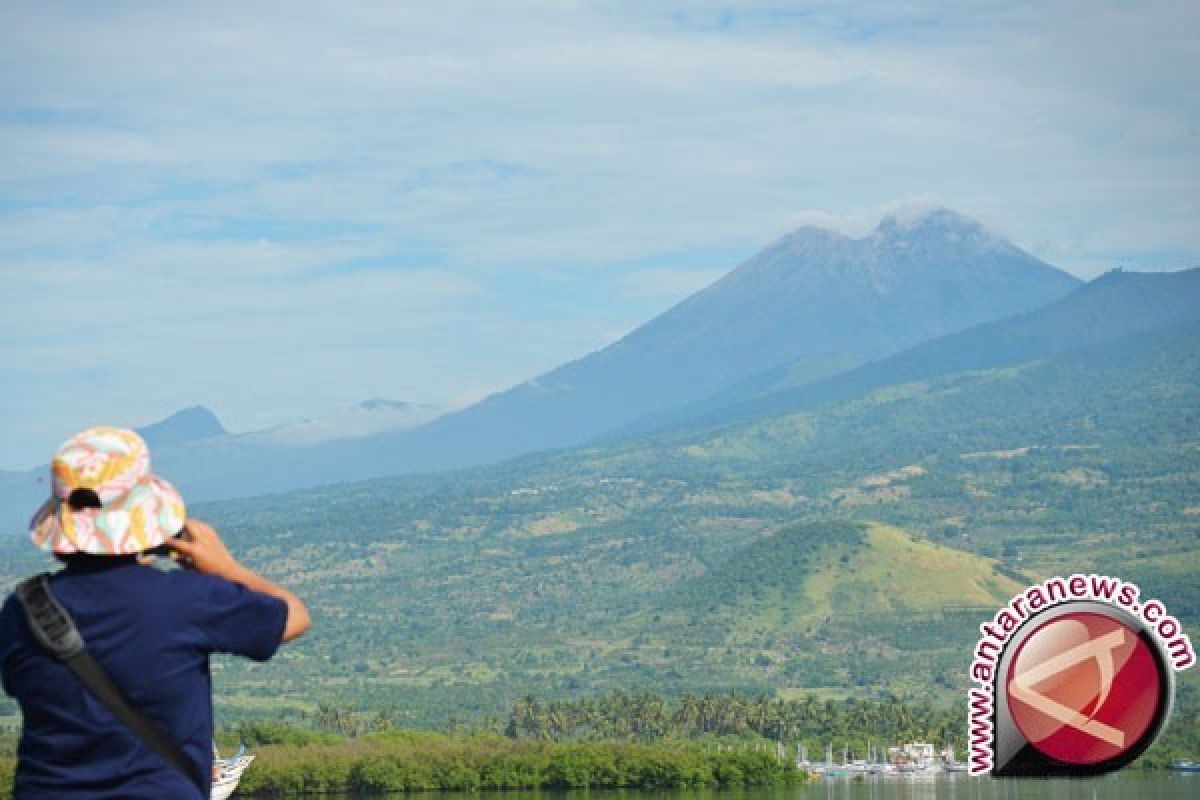 Wisatawan Mendaki Rinjani Capai 1000 orang di Libur Lebaran