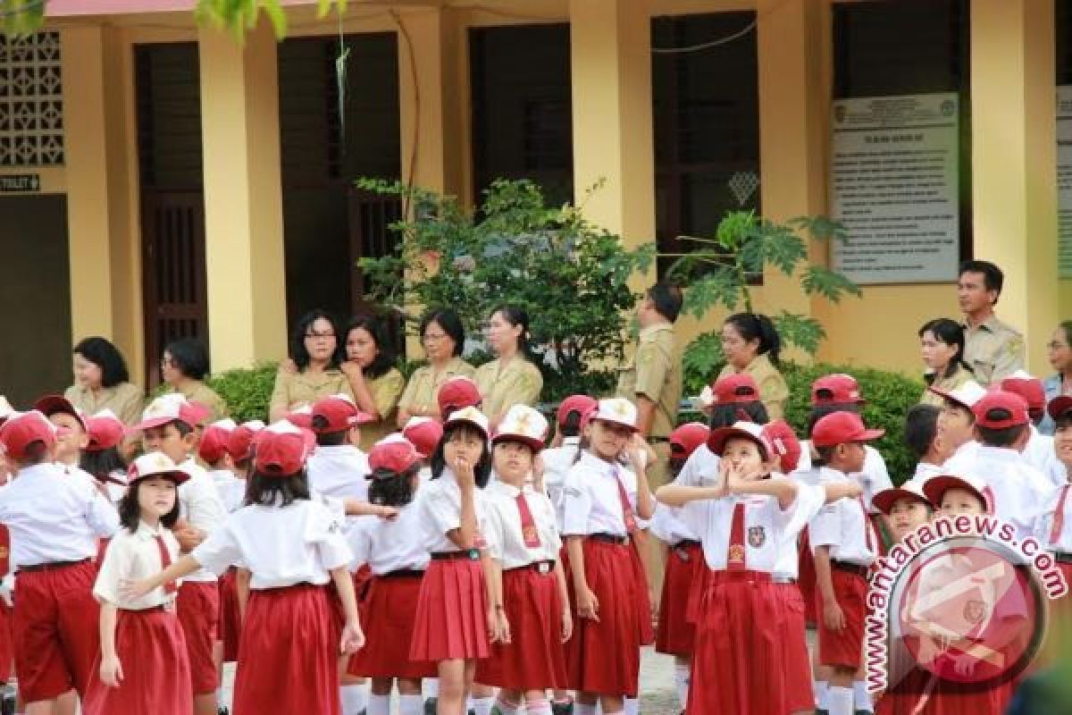 Pilih sekolah Untuk Anak Orang Tua Perhatikan Hal Ini