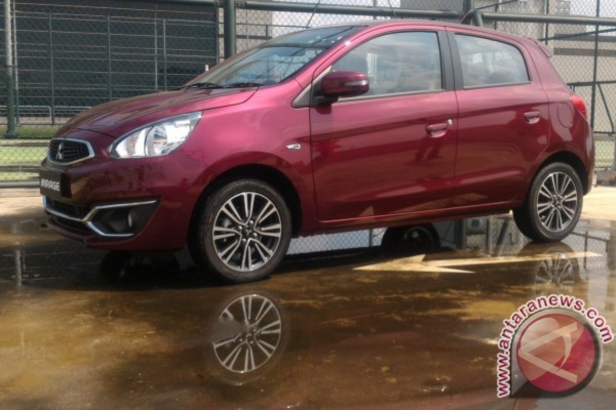 KTB Umumkan Harga Resmi Mitsubishi New Mirage di GIIAS 2016