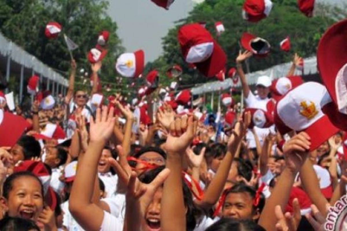 Wabub Pelalawan Inginkan Adanya Penambahan Daya Tampung Sekolah