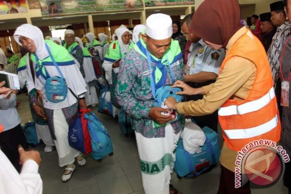 354 Calon Haji Asal Tegal Kloter Pertama Embarkasi Surakarta