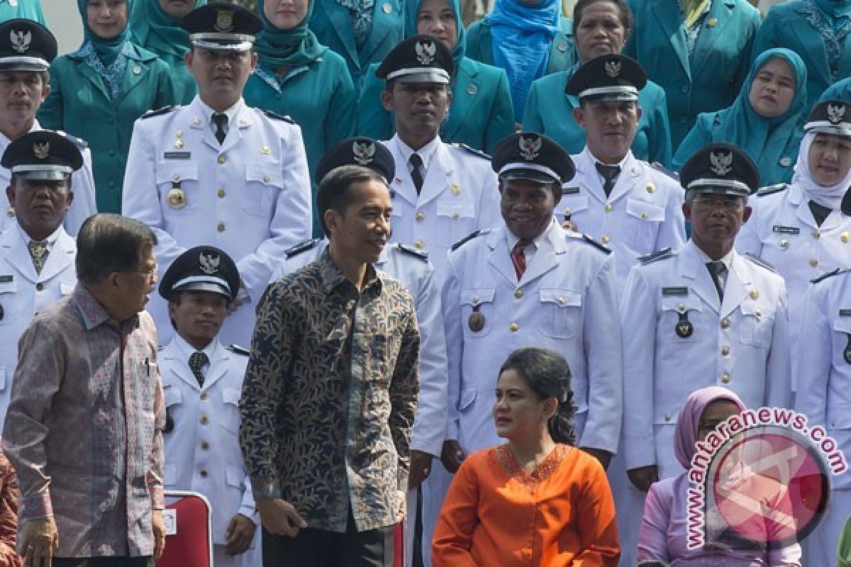 Presiden Kukuhkan Pasukan Pengibar Bendera Pusaka