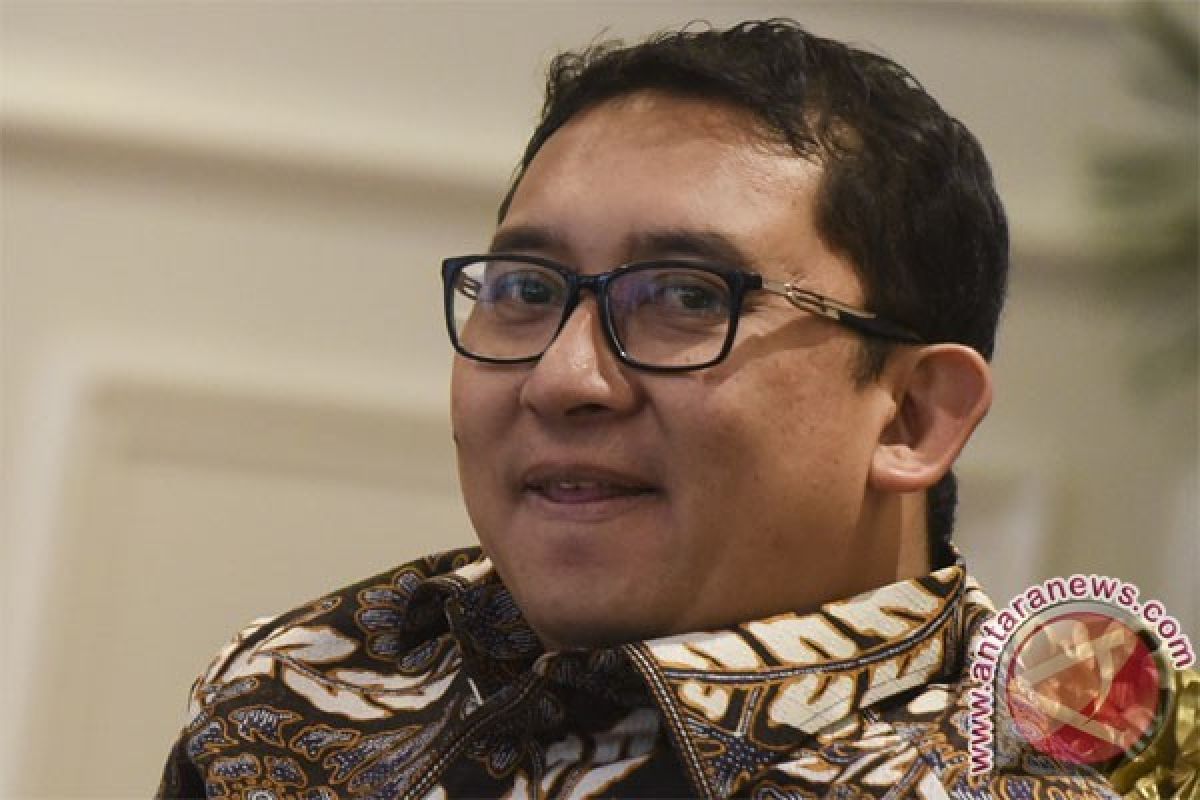 Fadli : Wacana Pemerintah menaikkan Harga Rokok Perlu Mempertimbangkan sisi Ekonomi