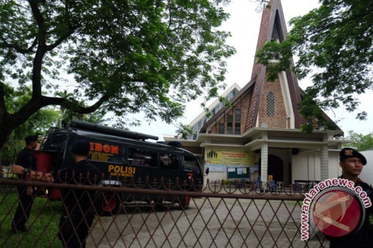 Polisi: Teror di Gereja Santo Yosep Bermotif Pembunuhan Pastor