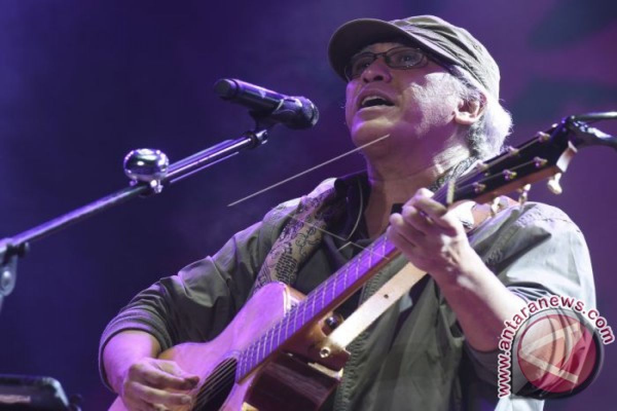 Pujian Iwan Fals pada musisi indie