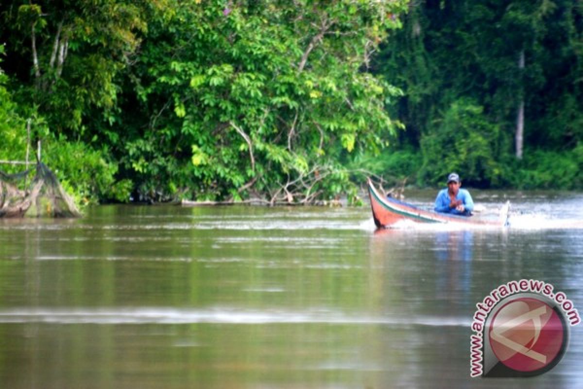 BLH Kembali Periksa Kualitas Air Sungai Seruyan, Kenapa?