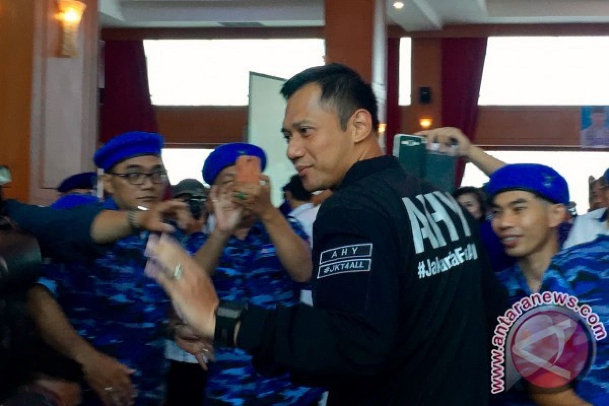 SBY Minta Pasangan Agus-Sylviana Menghindari Segala Bentuk Politik tidak Beretika