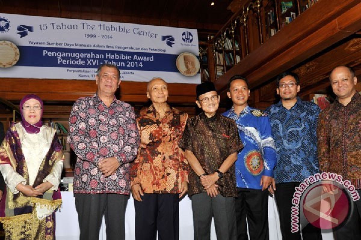 Empat Ilmuwan Raih Habibie Award Ke-18