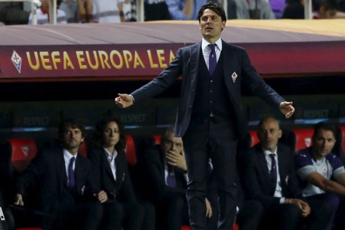 AC Milan Perpanjang Kontrak Vincenzo Montella Hingga 2019