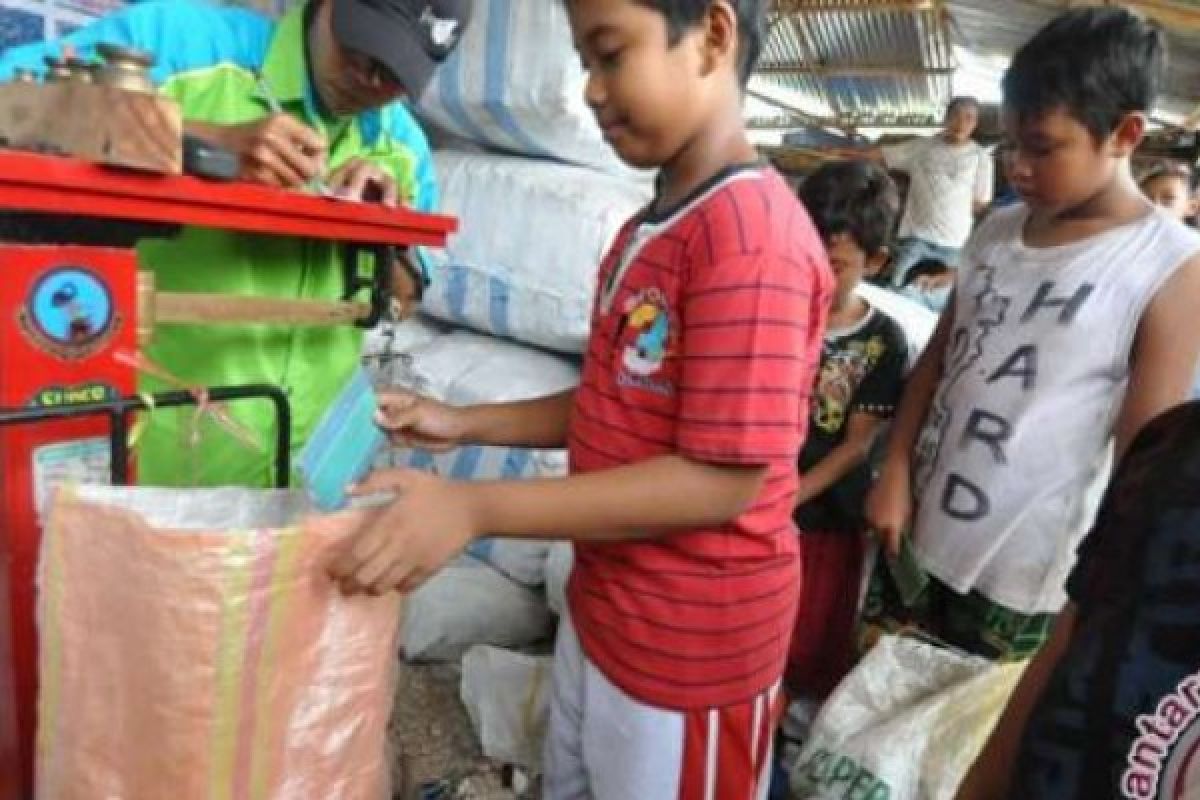 wawako Dumai Meminta Bank Sampah Tingkatkan Daur Ulang 