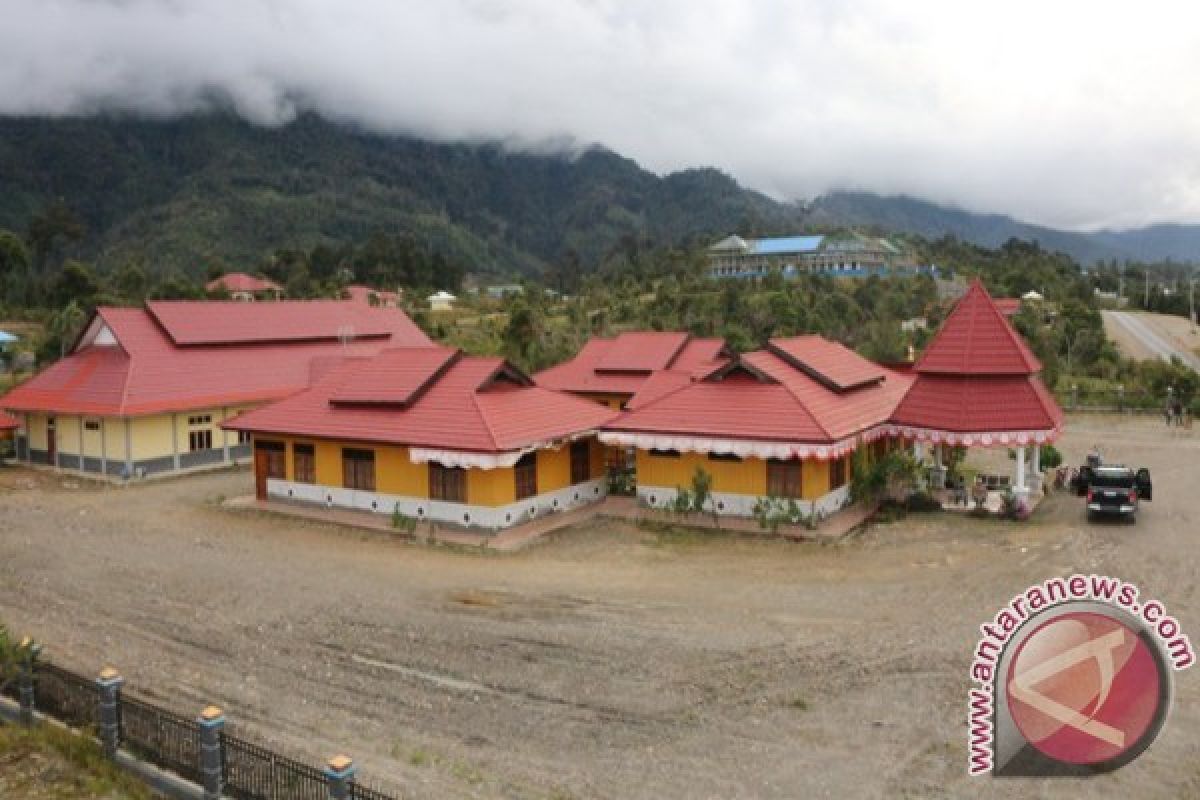 Kantor Bupati Intan Jaya