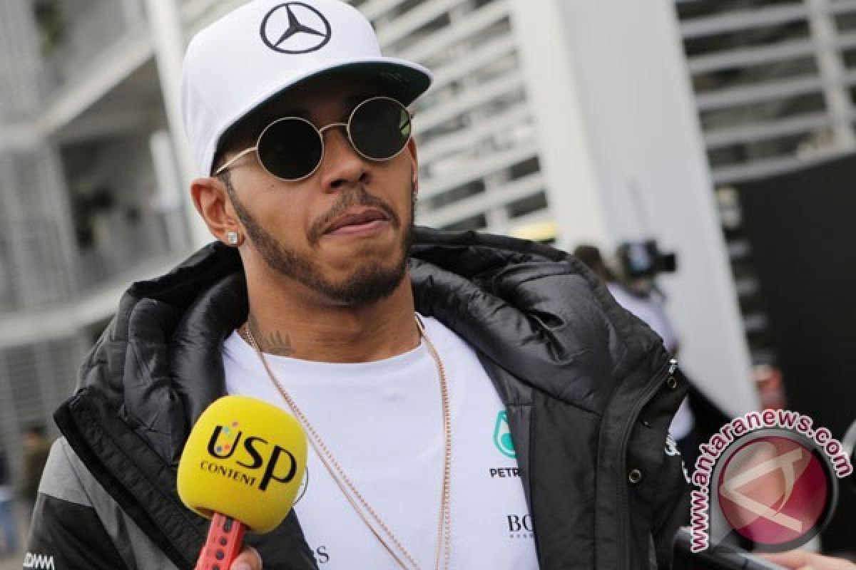 Hamilton Amankan Posisi di GP Brasil