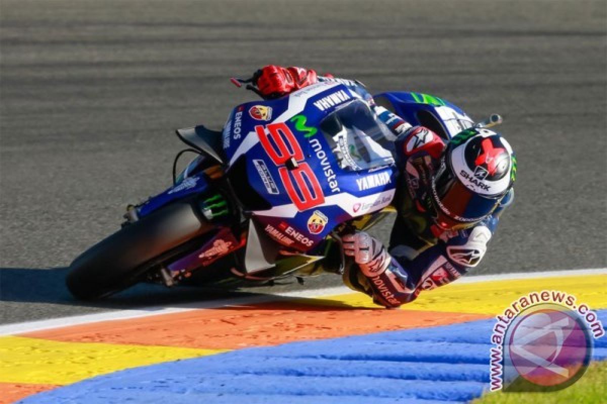 Lorenzo Beri Kemenangan Terakhir untuk Yamaha di MotoGP Valencia