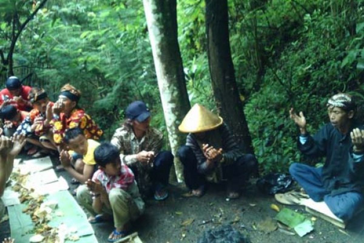 Warga "Nyadran Kali" untuk Lestarikan Sumber Air