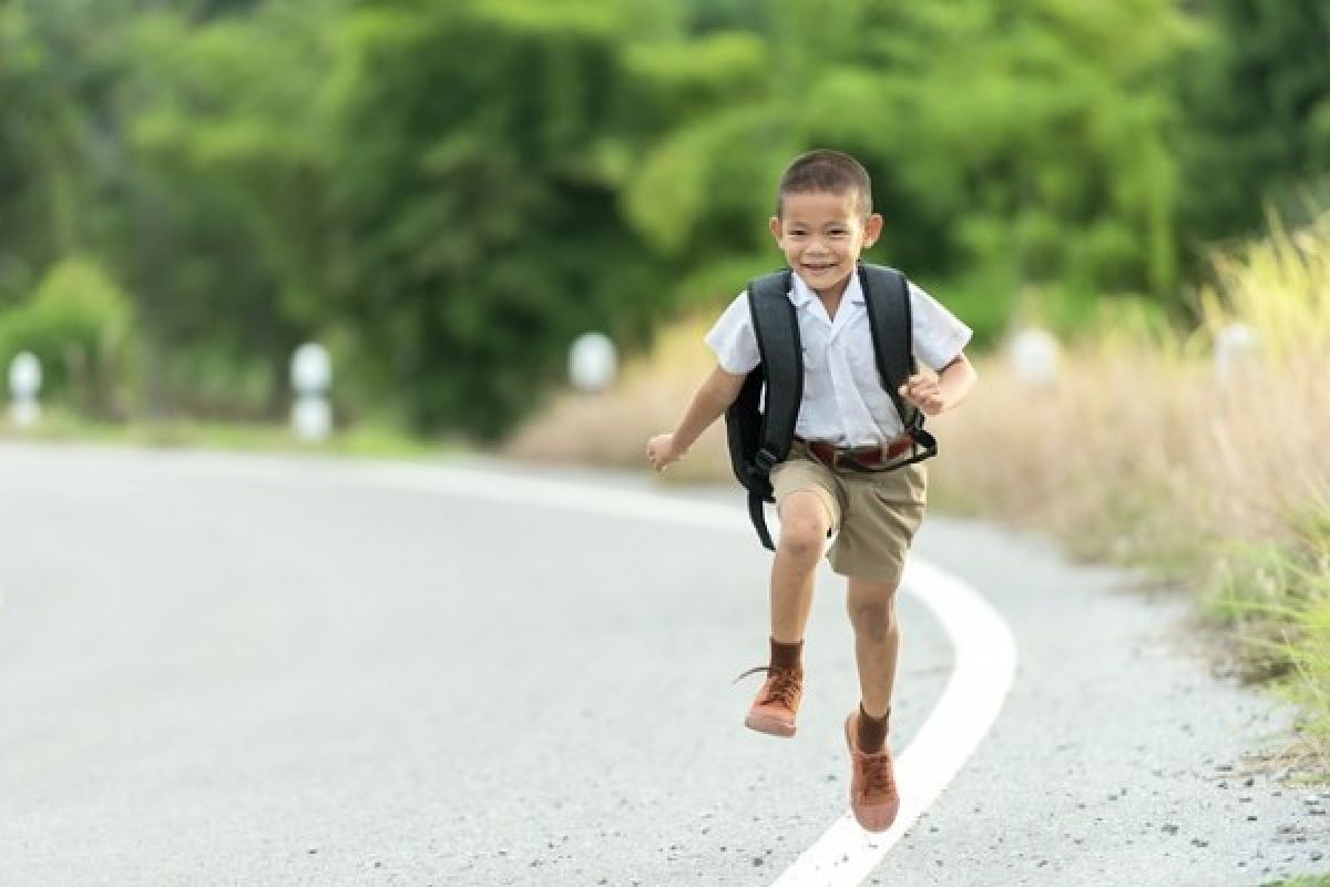  17 Cara Tumbuhkan Percaya Diri Anak