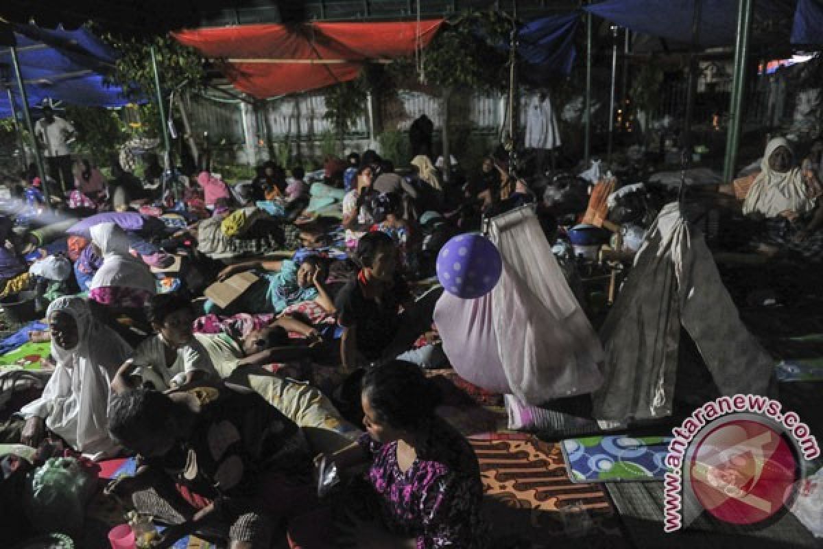 Fahri Hamzah temui Pengungsi Gempa Pidie Jaya