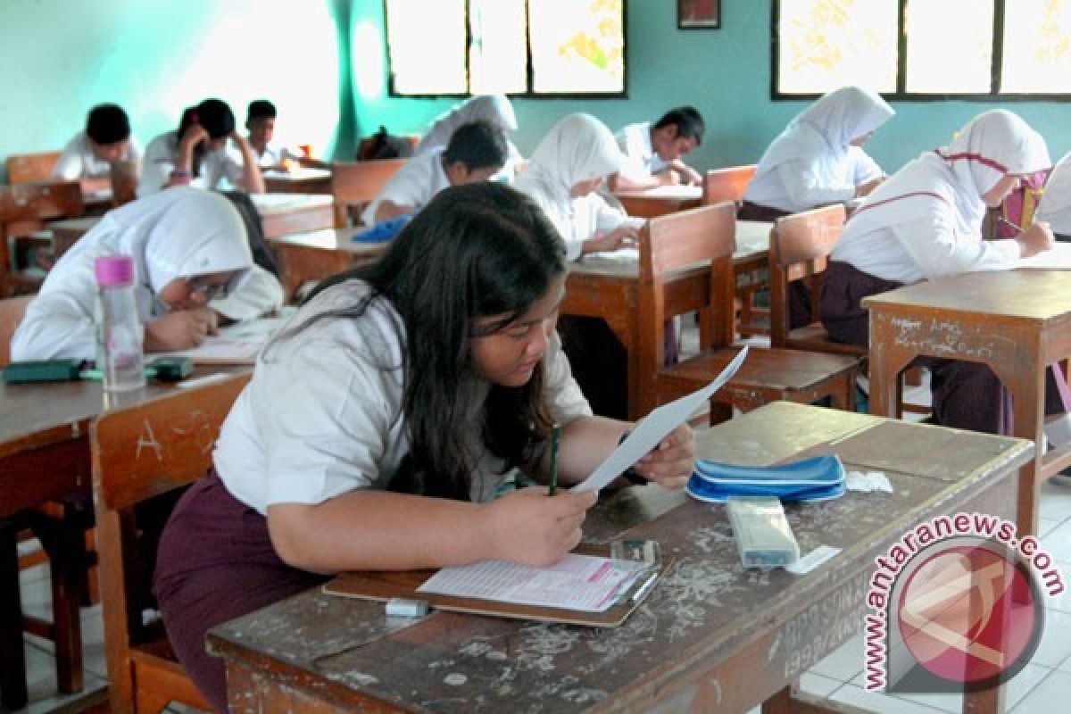 Ujian Nasional Tetap Berlanjut