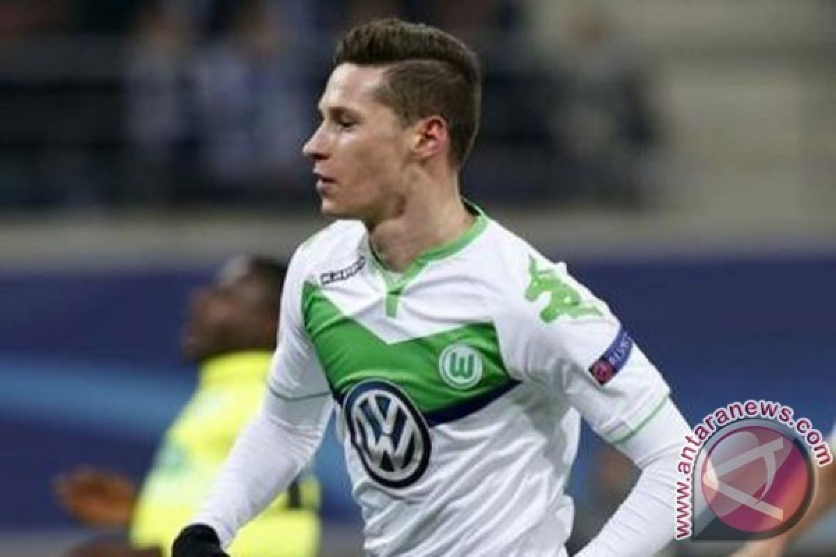 Julian Draxler Resmi Bergabung dengan Paris Saint-Germain