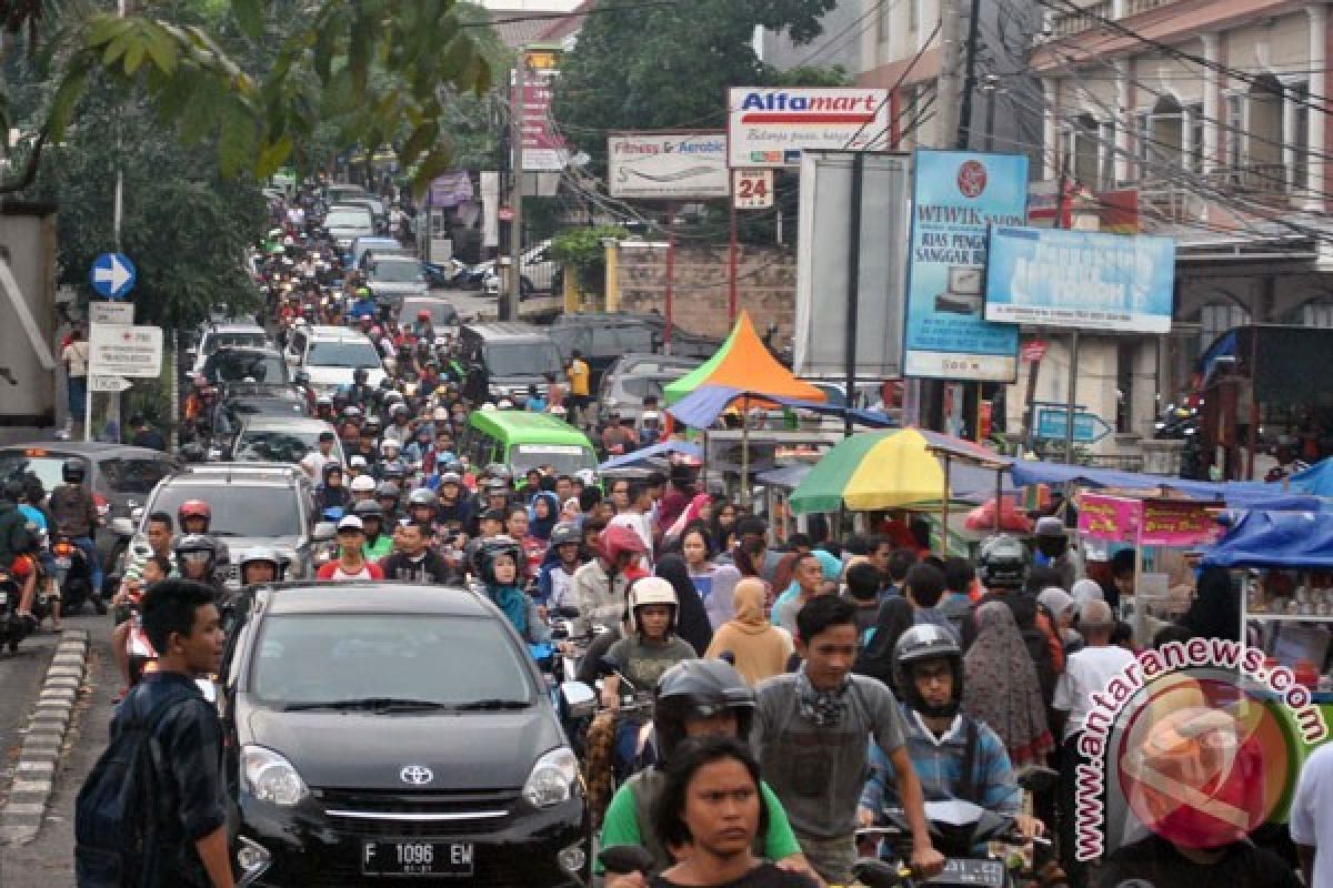 Penelitian: Orang yang tinggal dekat Jalan Raya Berisiko Mengidap Demensia