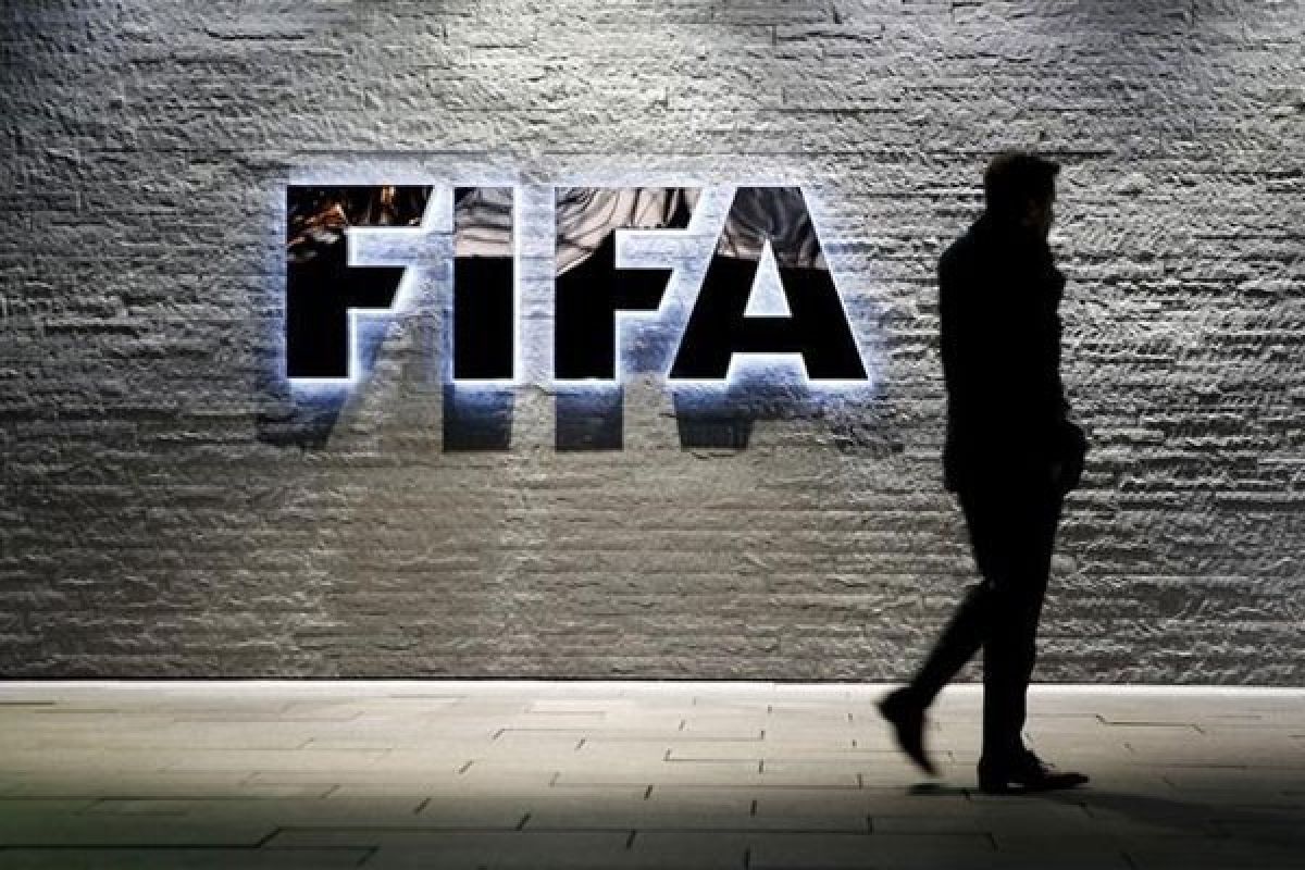 FIFA denda asosiasi sepak bola Swedia dan Kroasia