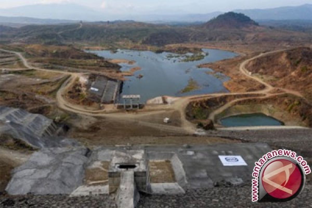 Rain Slows Down Work In Raknamo Dam Project